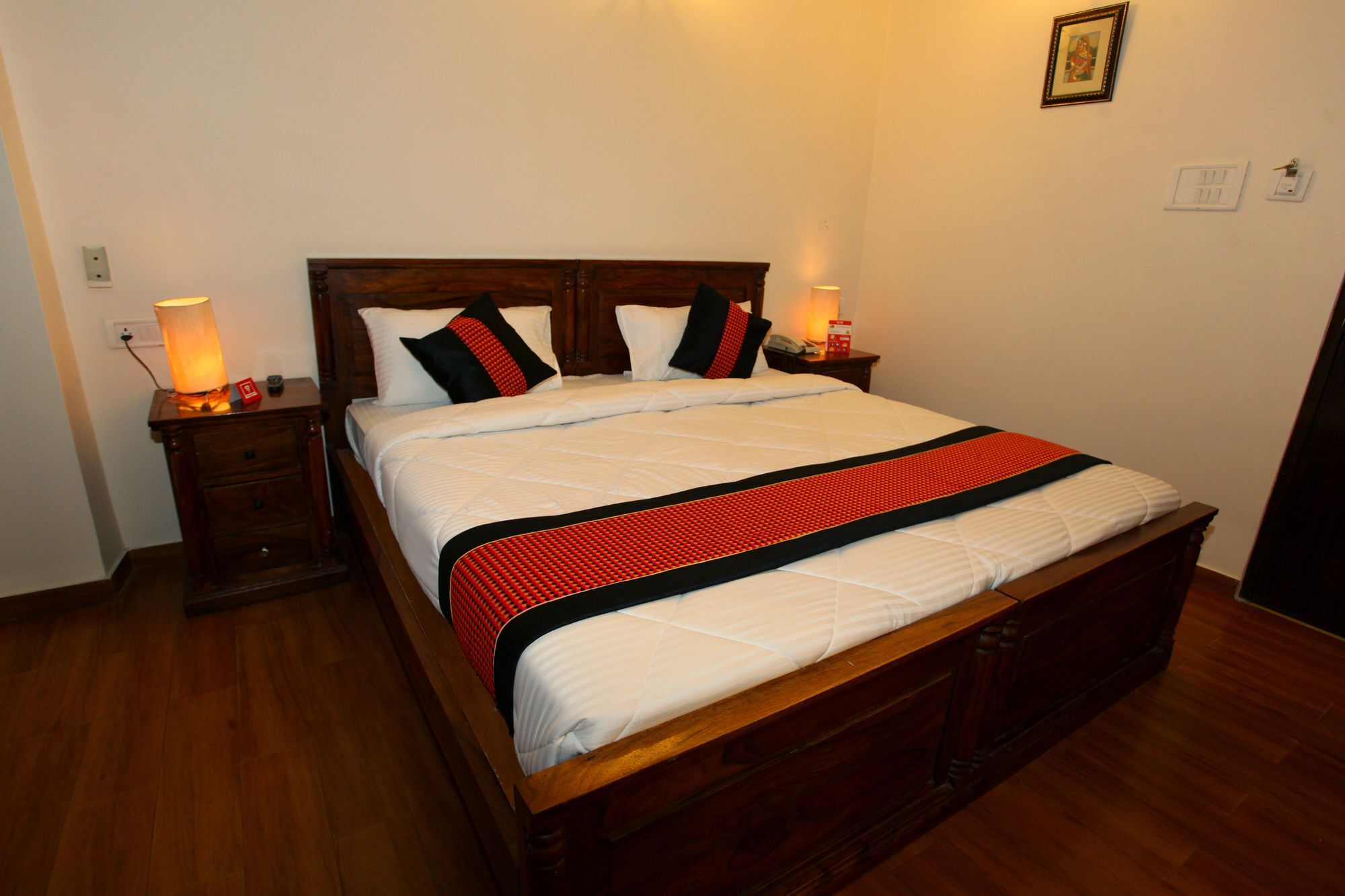 Oyo 2105 Hotel Royal Sheraton Dzsaipur Kültér fotó